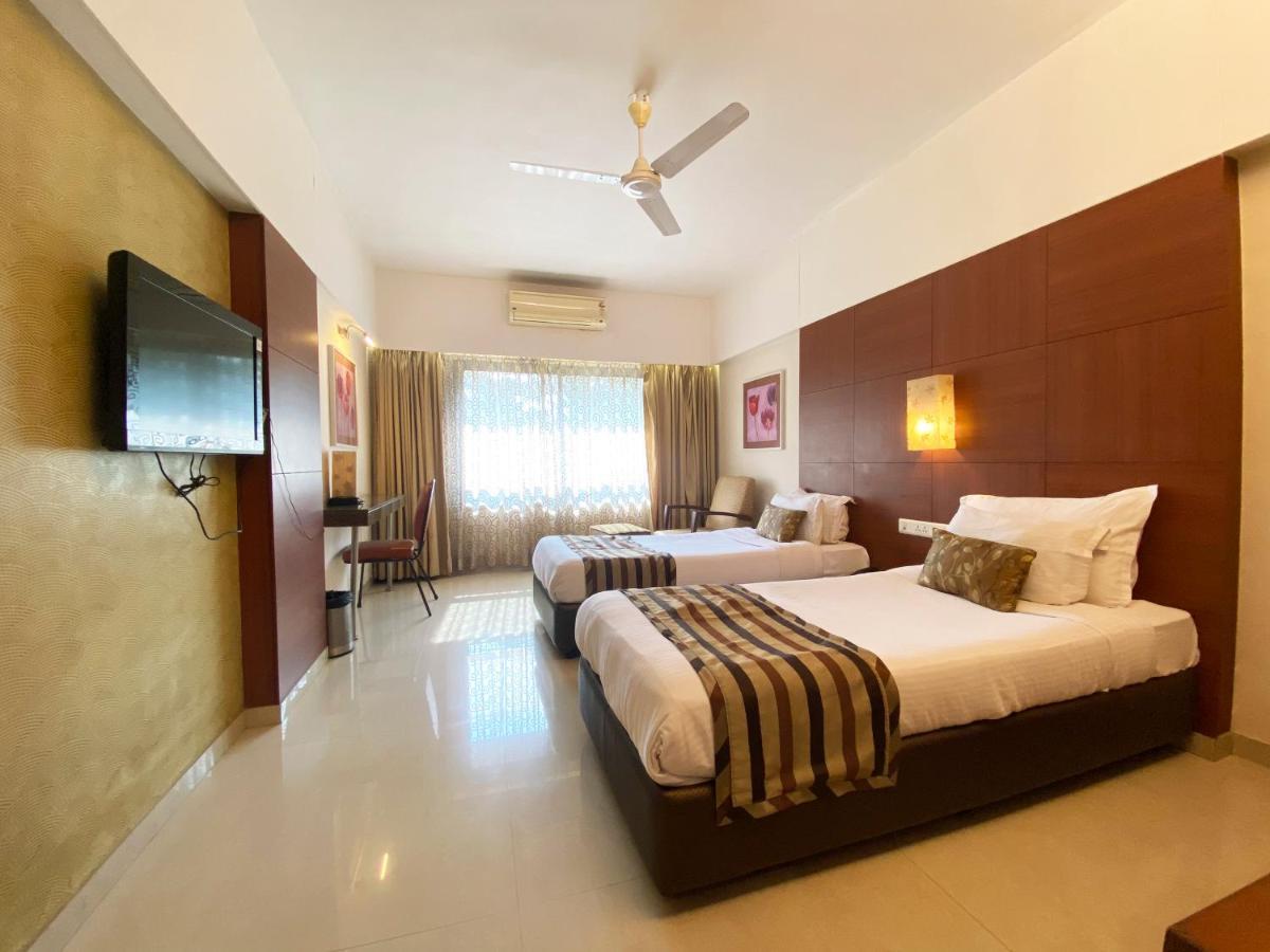 Hotel Park Plaza Panaji Exterior photo